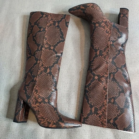 INC Paiton Block Heel knee-high boots - Picture 2 of 13